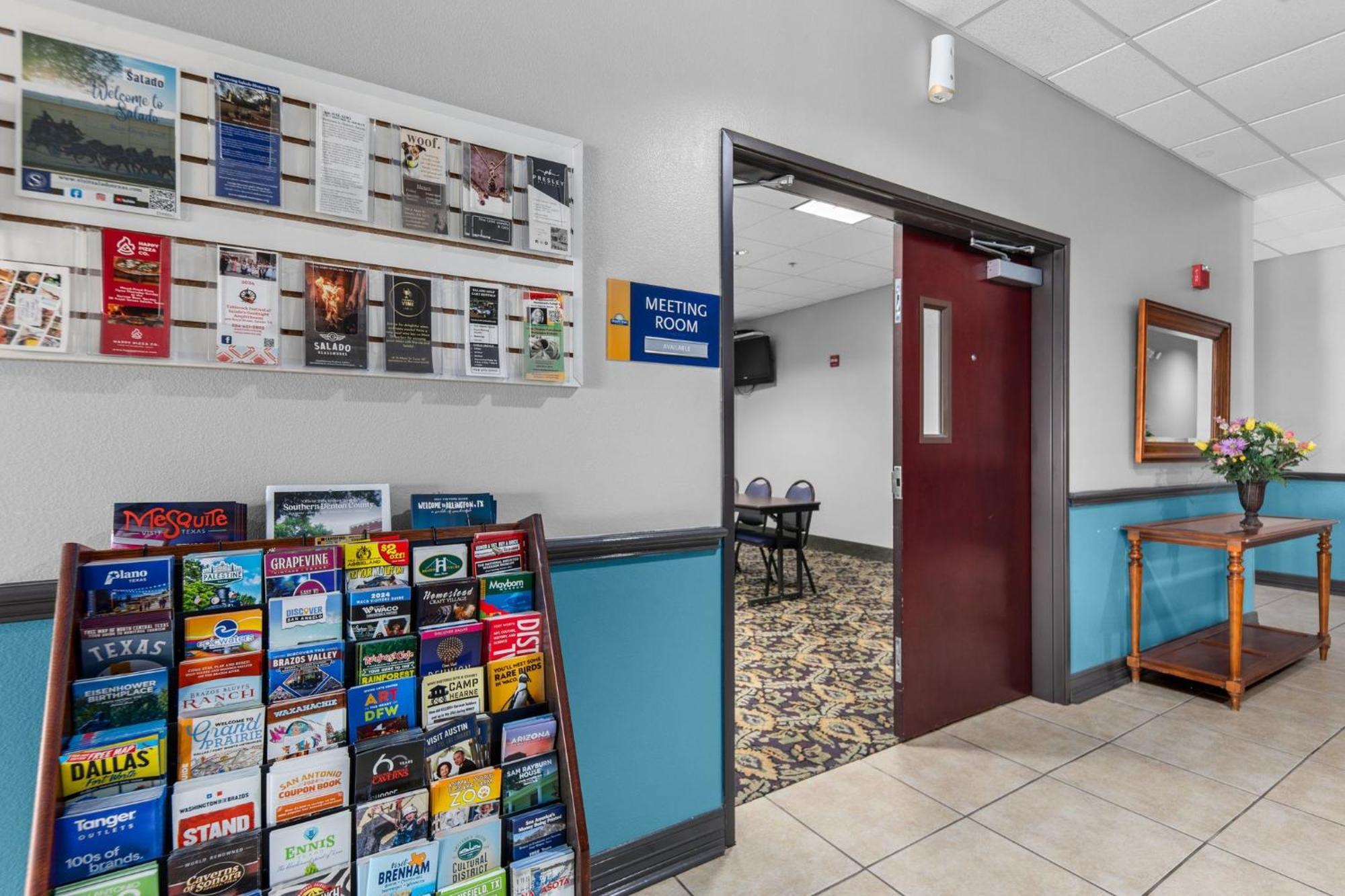 Days Inn By Wyndham Salado מראה חיצוני תמונה